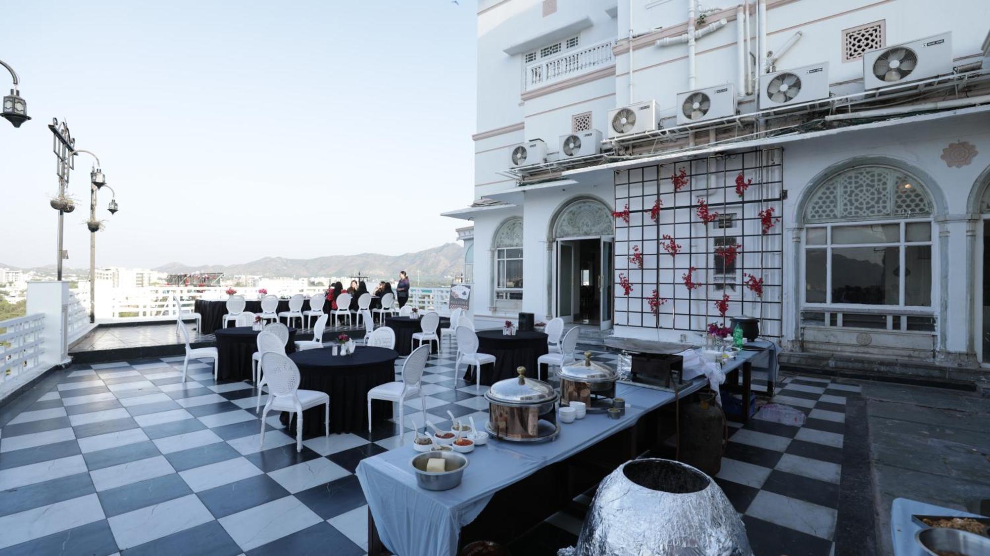 אג'מר Hotel Merwara Estate- A Luxury Heritage Resort מראה חיצוני תמונה