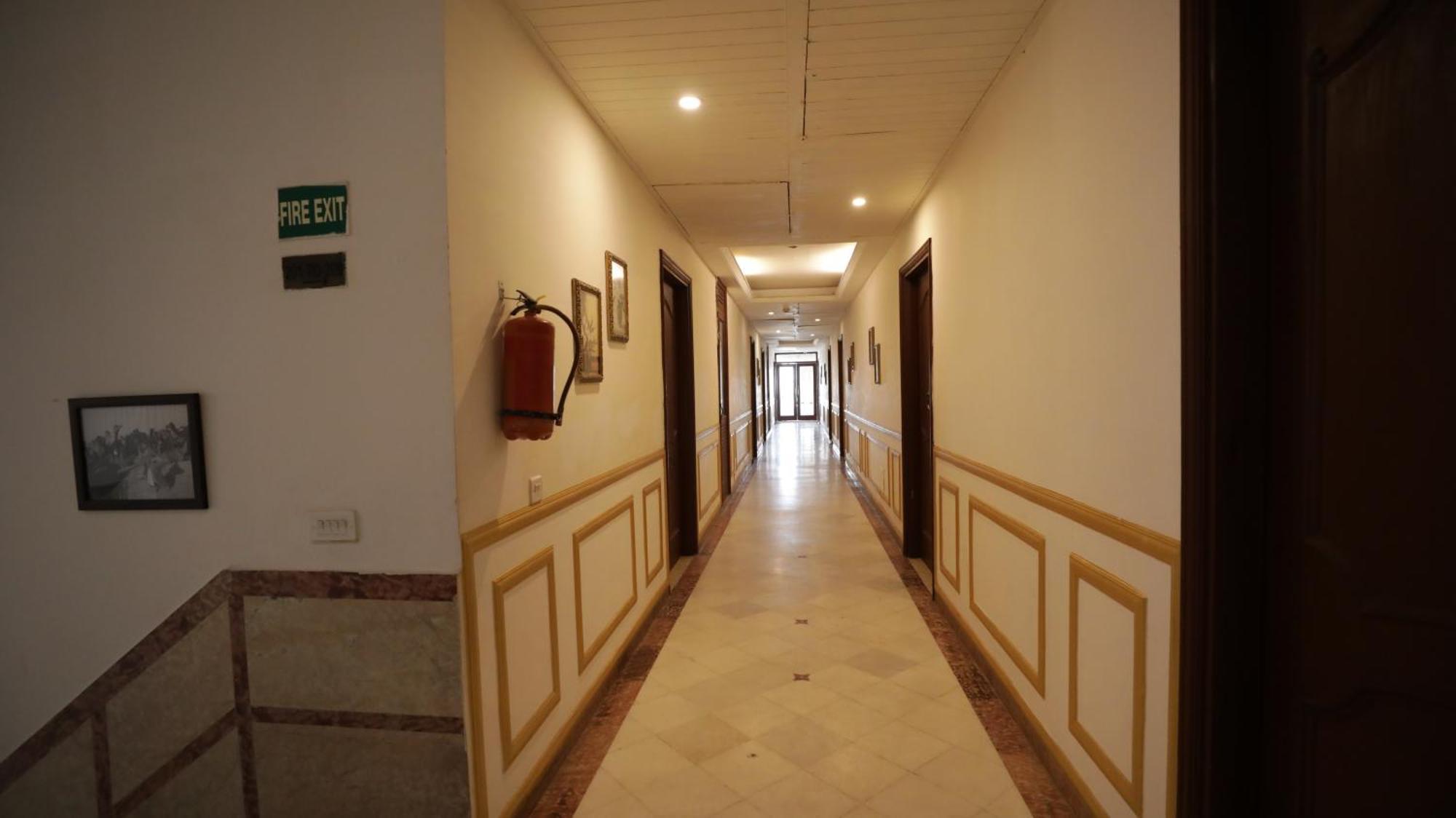 אג'מר Hotel Merwara Estate- A Luxury Heritage Resort מראה חיצוני תמונה