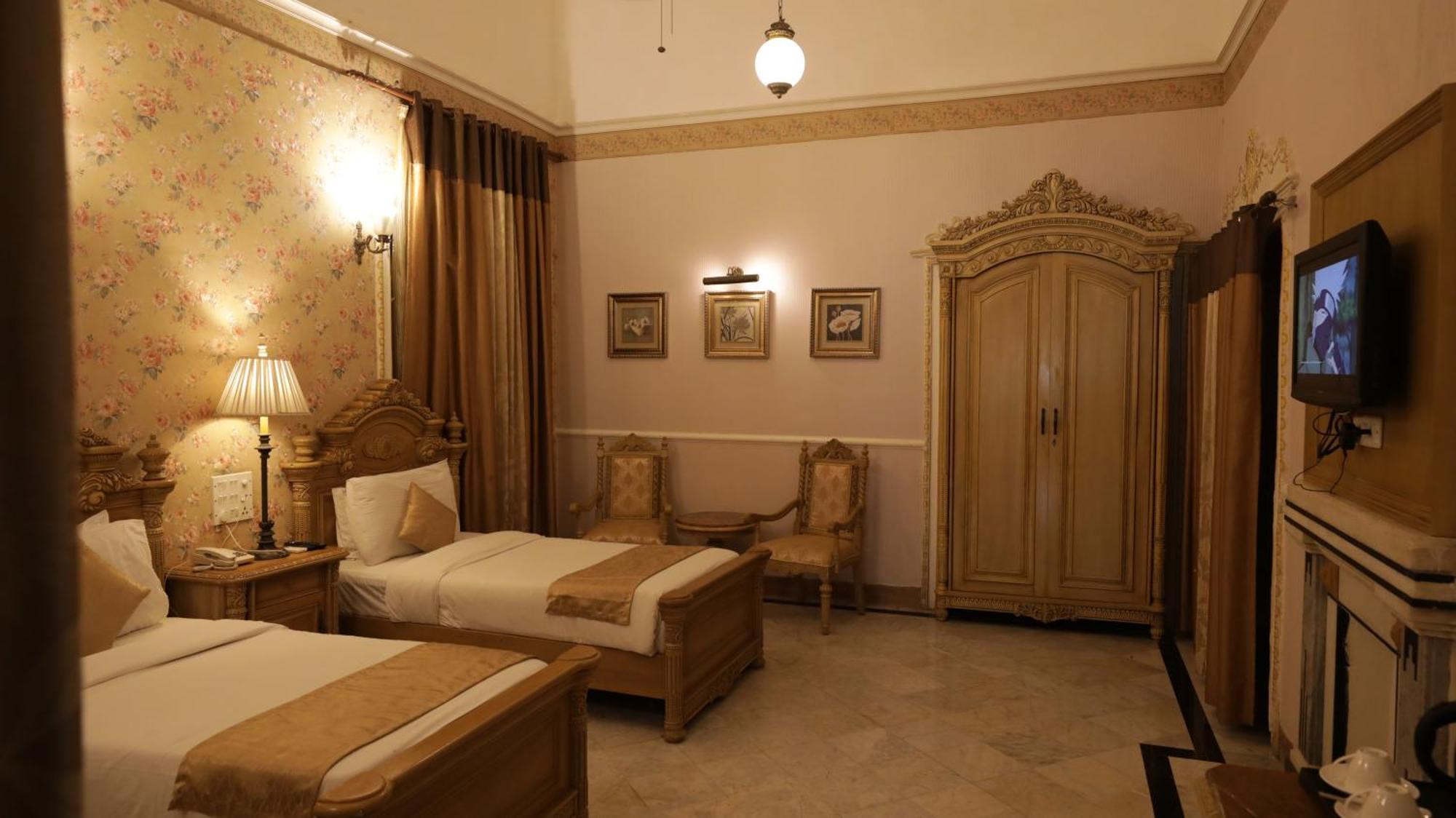 אג'מר Hotel Merwara Estate- A Luxury Heritage Resort מראה חיצוני תמונה