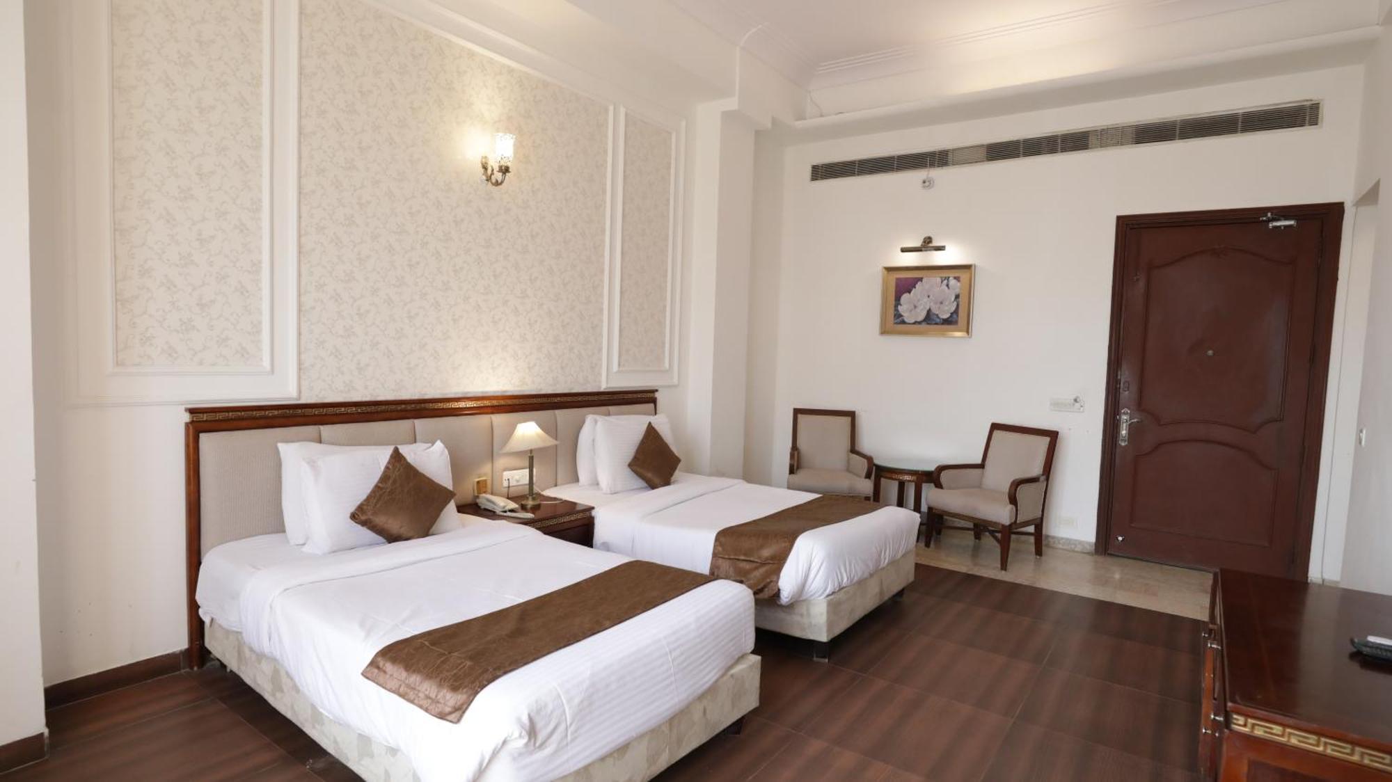 אג'מר Hotel Merwara Estate- A Luxury Heritage Resort מראה חיצוני תמונה