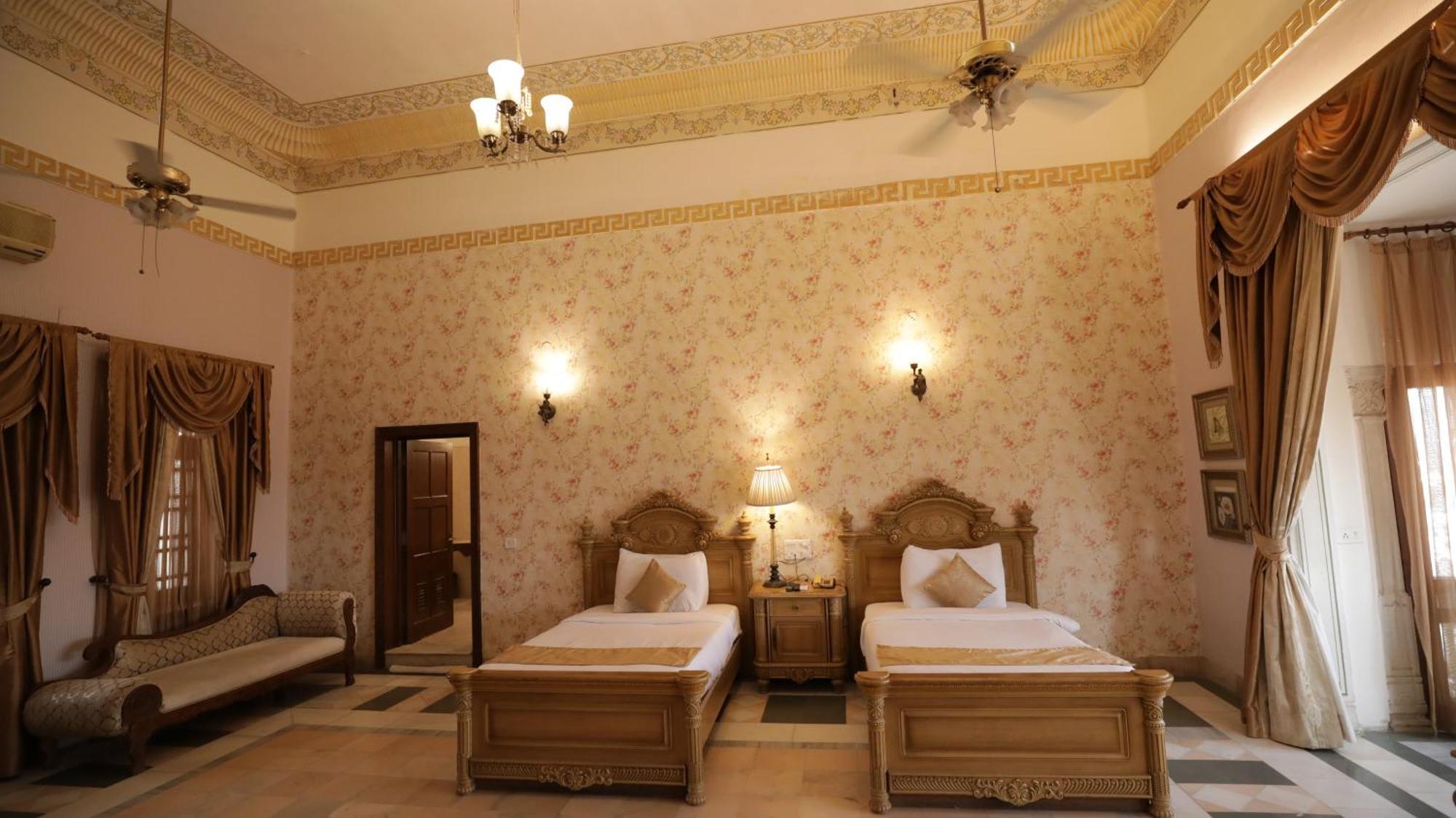 אג'מר Hotel Merwara Estate- A Luxury Heritage Resort מראה חיצוני תמונה