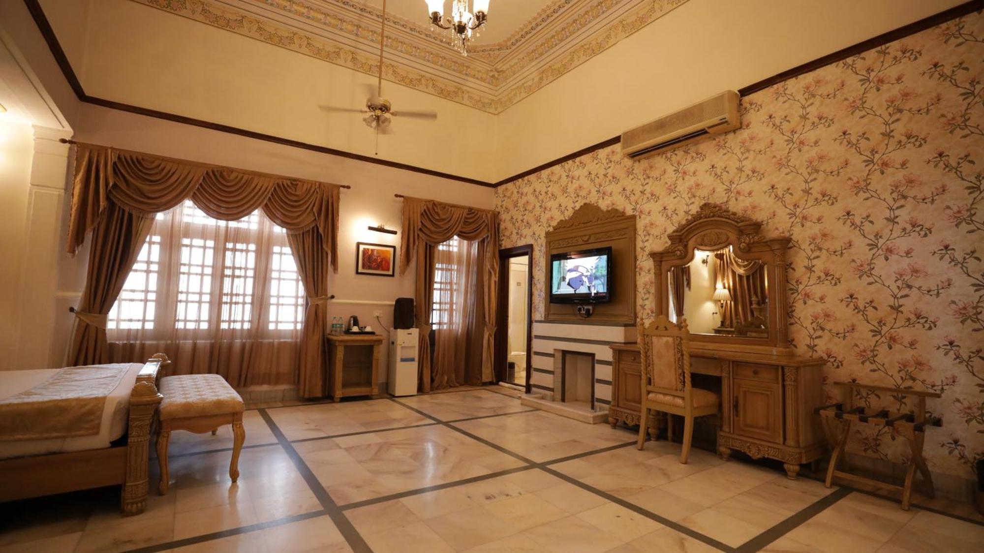 אג'מר Hotel Merwara Estate- A Luxury Heritage Resort מראה חיצוני תמונה
