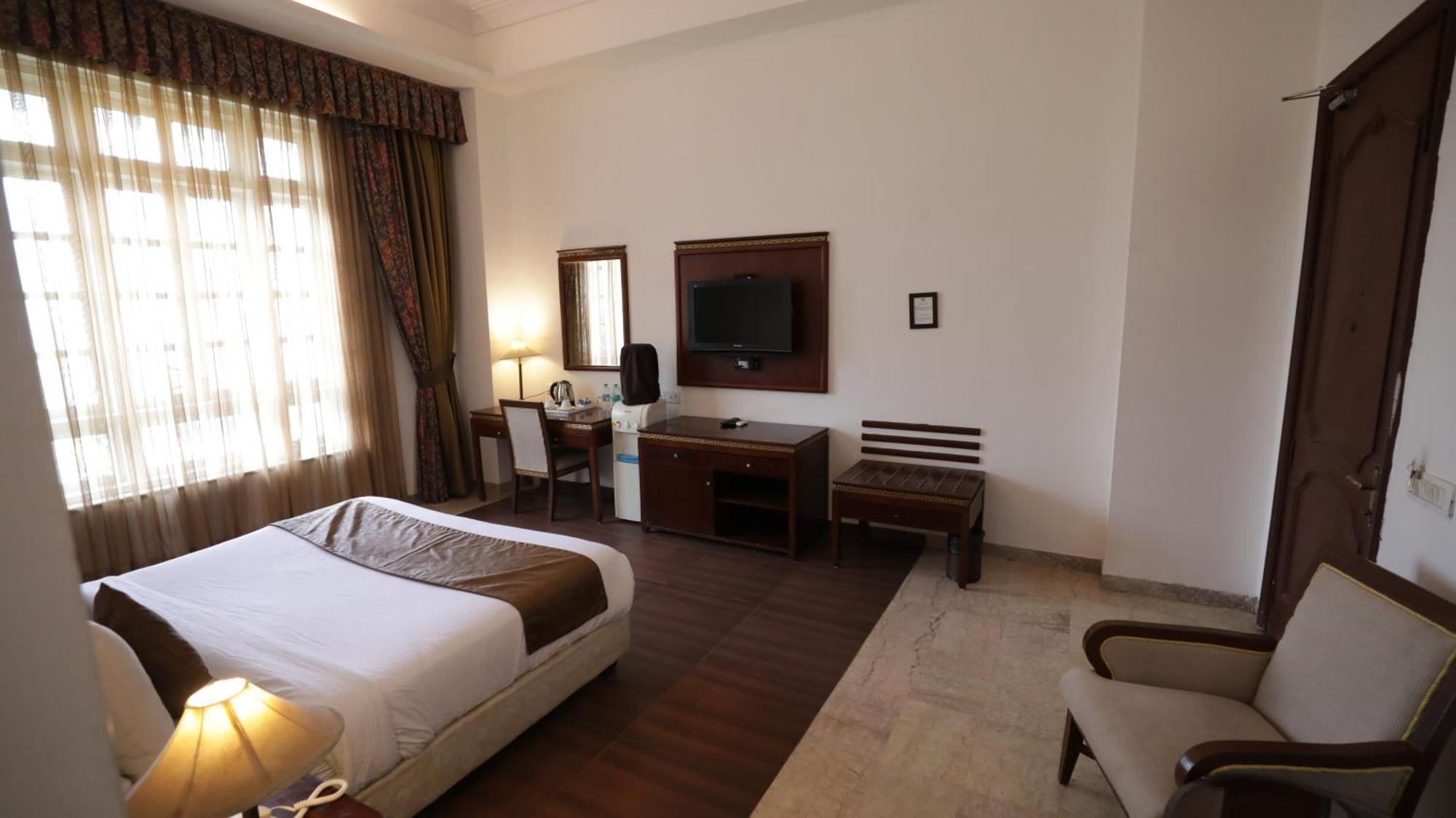 אג'מר Hotel Merwara Estate- A Luxury Heritage Resort מראה חיצוני תמונה